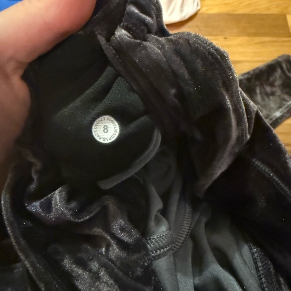 lululemon athletica black/purple velvety workout leggings - Picture 5 of 5